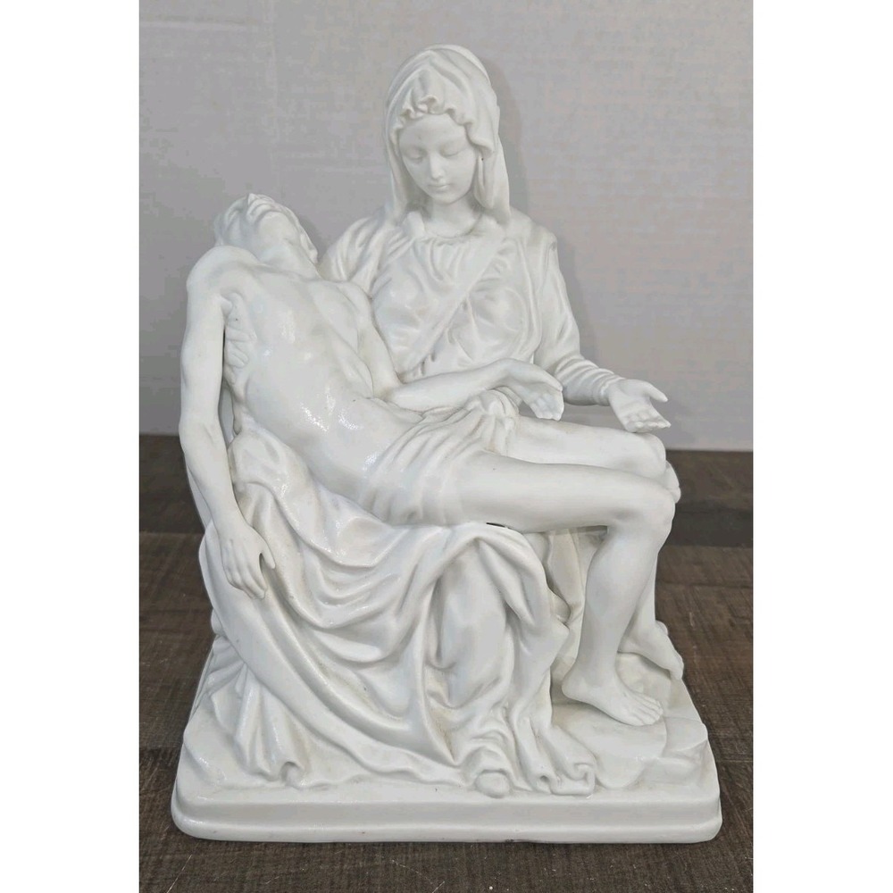 Vtg Pietá Mary Jesus White Porcelain Napcoware 9452 Sculpture 8 Inches Mexico